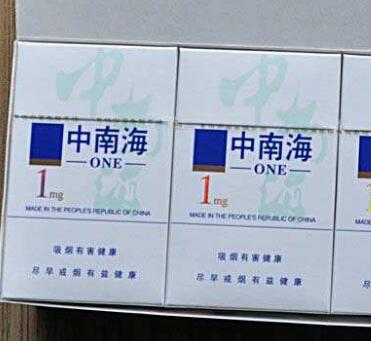 窗外烟花的故事简短